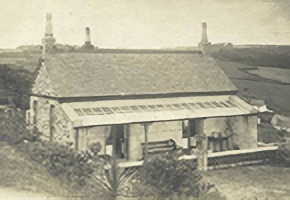 Coverack Cottage front